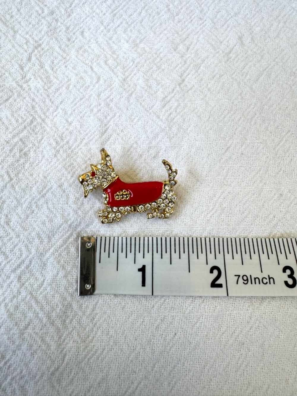 Brooch - Scottie Dog. Gold Tone with Red Enamel and Clear Rhinestones. Like New! - Picture 3 of 11